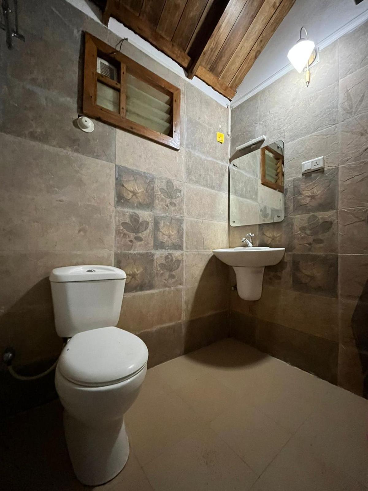 Royal Wooden Villa Mananthavady Extérieur photo
