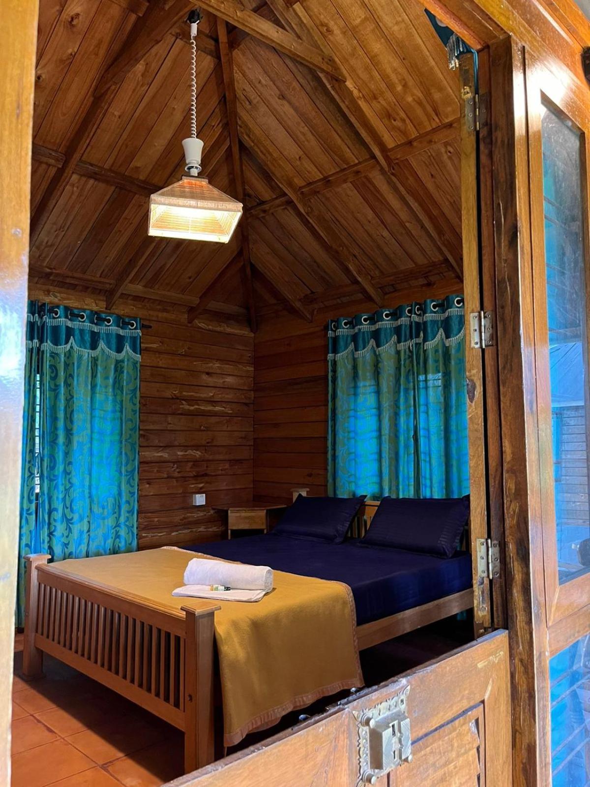 Royal Wooden Villa Mananthavady Extérieur photo