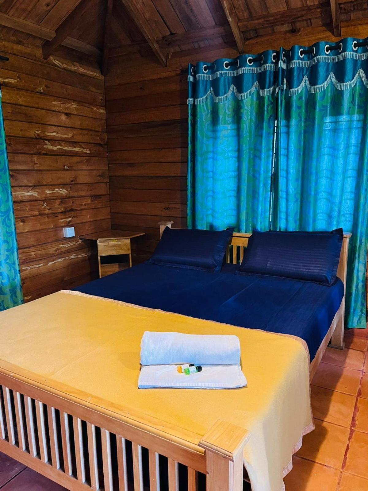 Royal Wooden Villa Mananthavady Extérieur photo